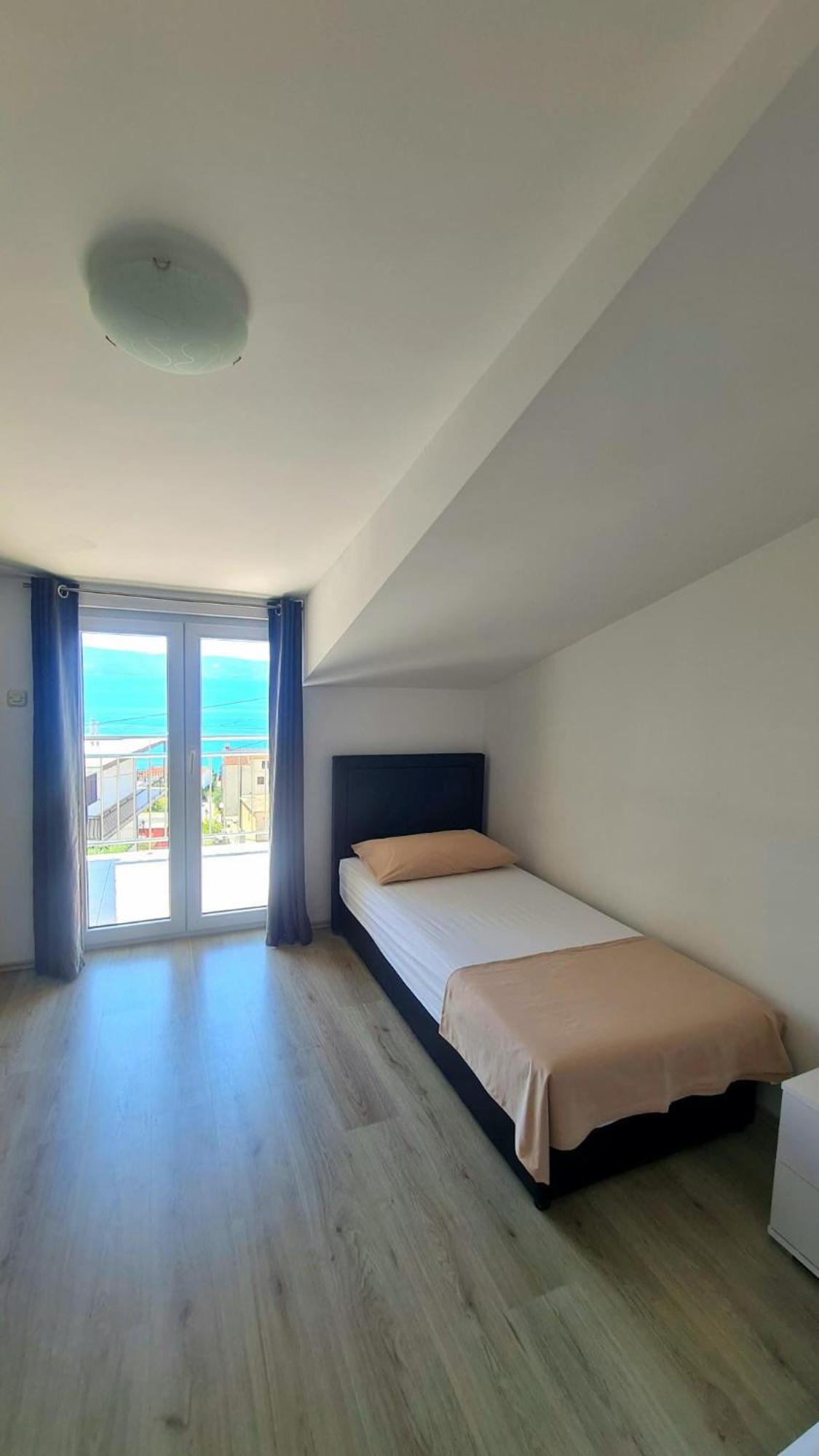 Apartment Ante Dugi Rat Εξωτερικό φωτογραφία