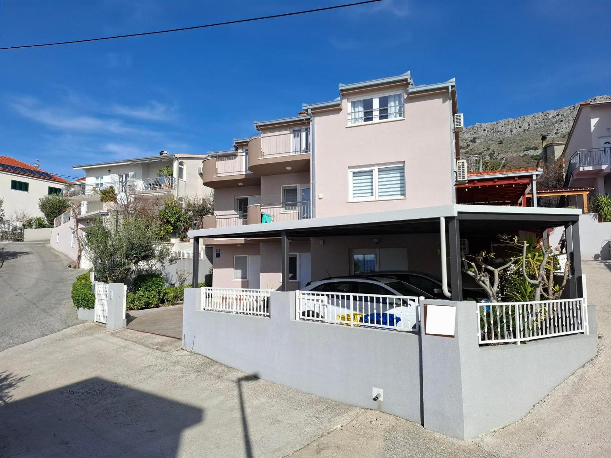 Apartment Ante Dugi Rat Εξωτερικό φωτογραφία